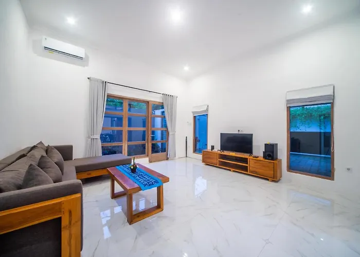 Villa Sayang 111 Villa-type With Large Living And Parking Space Sanur