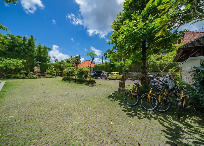 Villa Sayang 111 Villa-type With Large Living And Parking Space